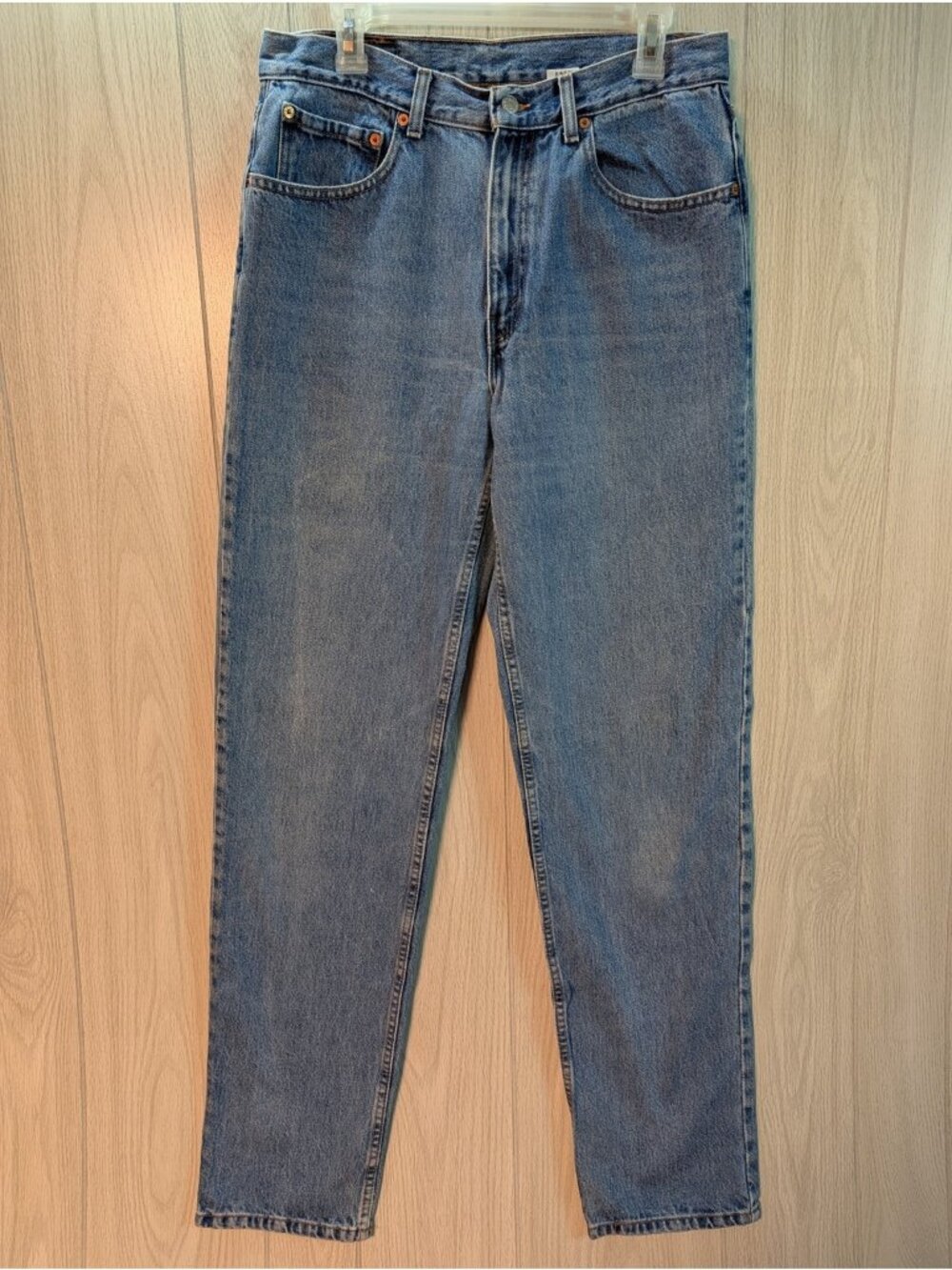 Vintage Levis Jeans Mens 34x36 Blue 550 Y2K Relaxed Tapered Leg Denim